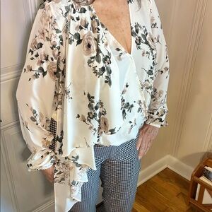 Cream Floral V-Neck Ruffle Sleeve Blouse